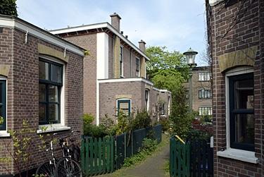 Van Hogendorpstraat 58