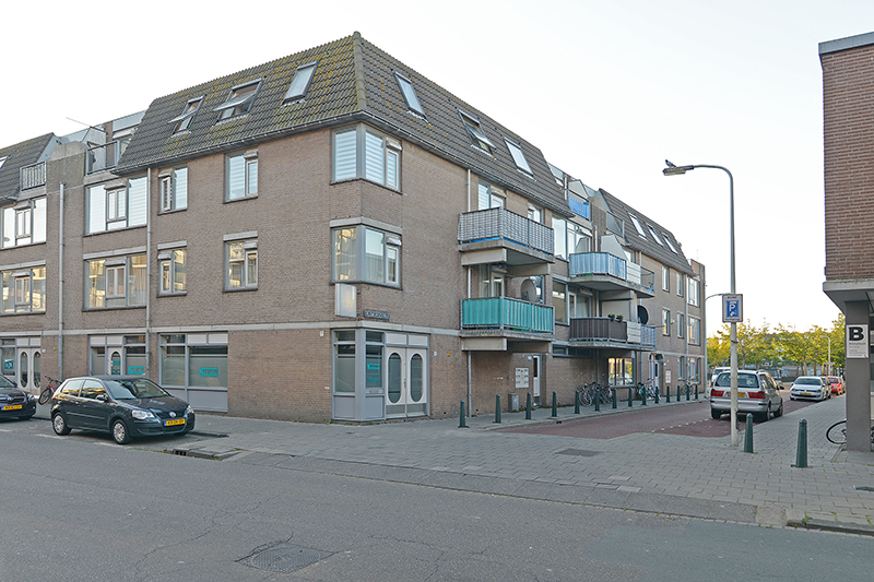 Van Bassenstraat 105