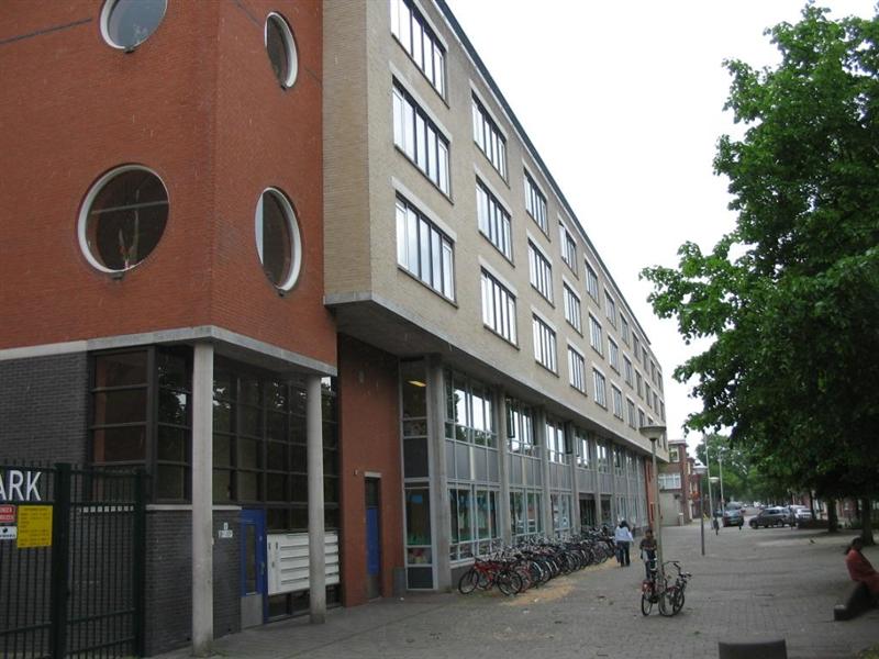 Linnaeusstraat 8J