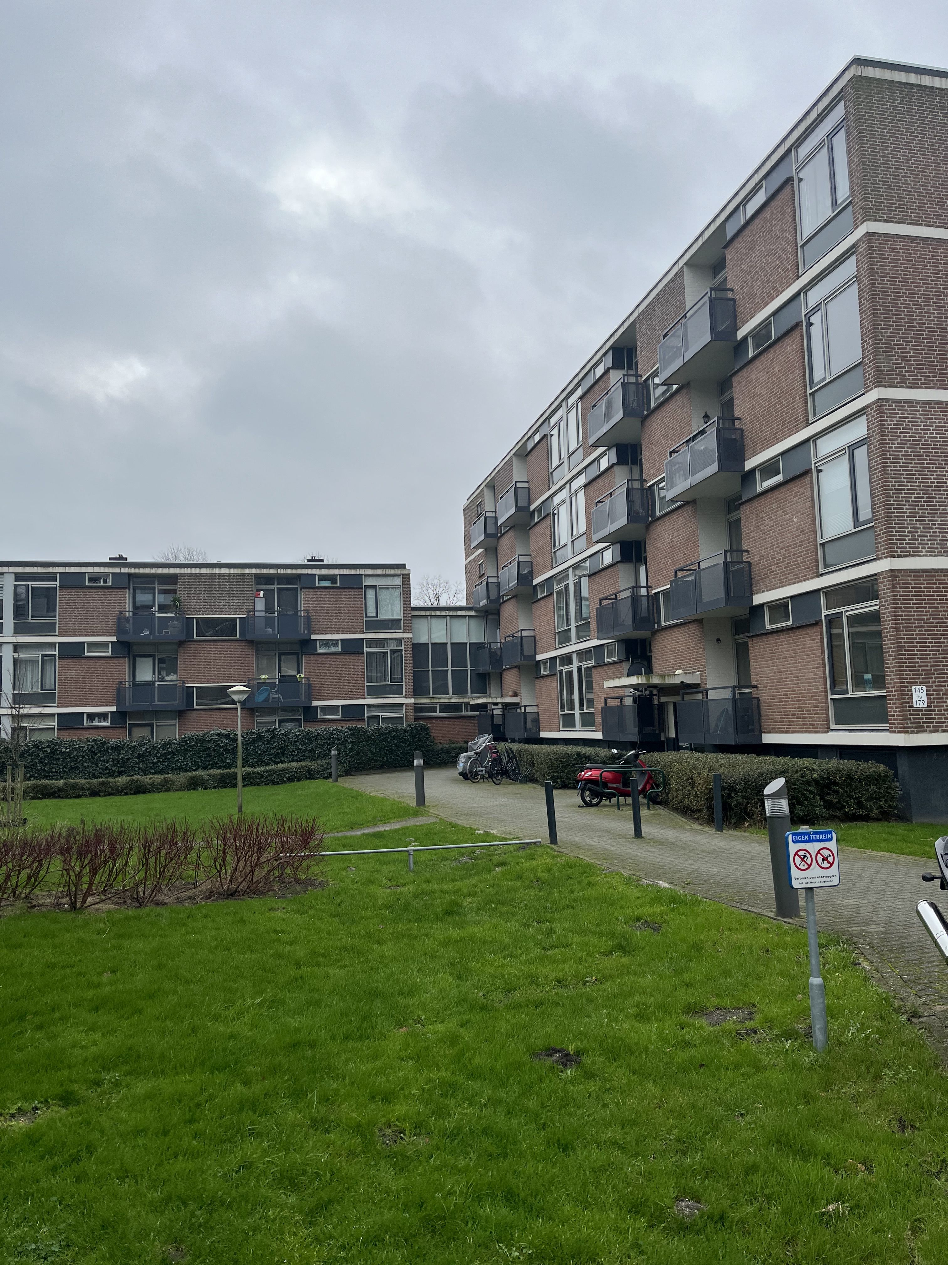 Hendrinaland 175, 2591 TD Den Haag, Nederland