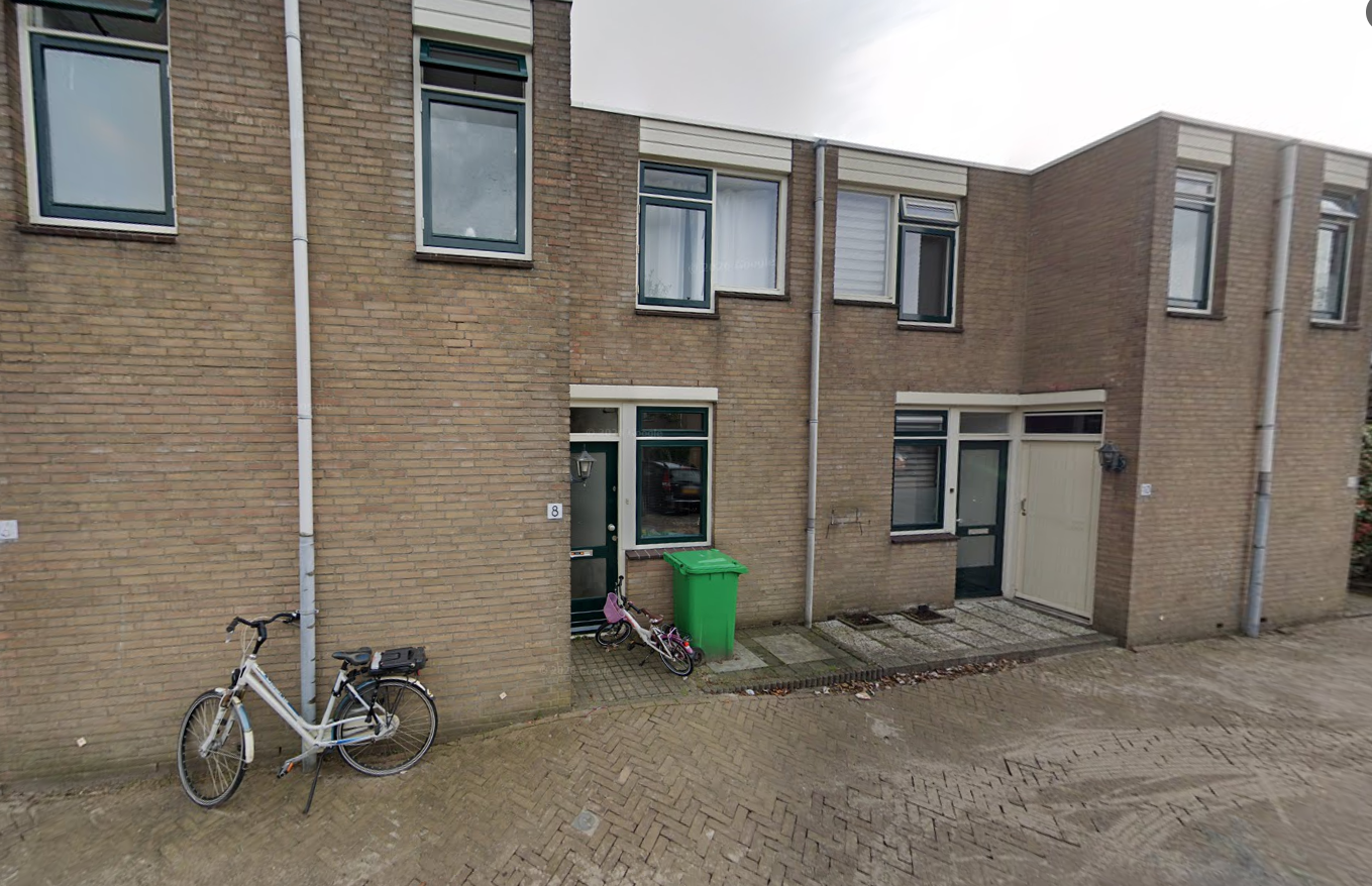 Tussenwoning te huur: Folke Bernadottestraat 8, Houtwijk 'S-Gravenhage