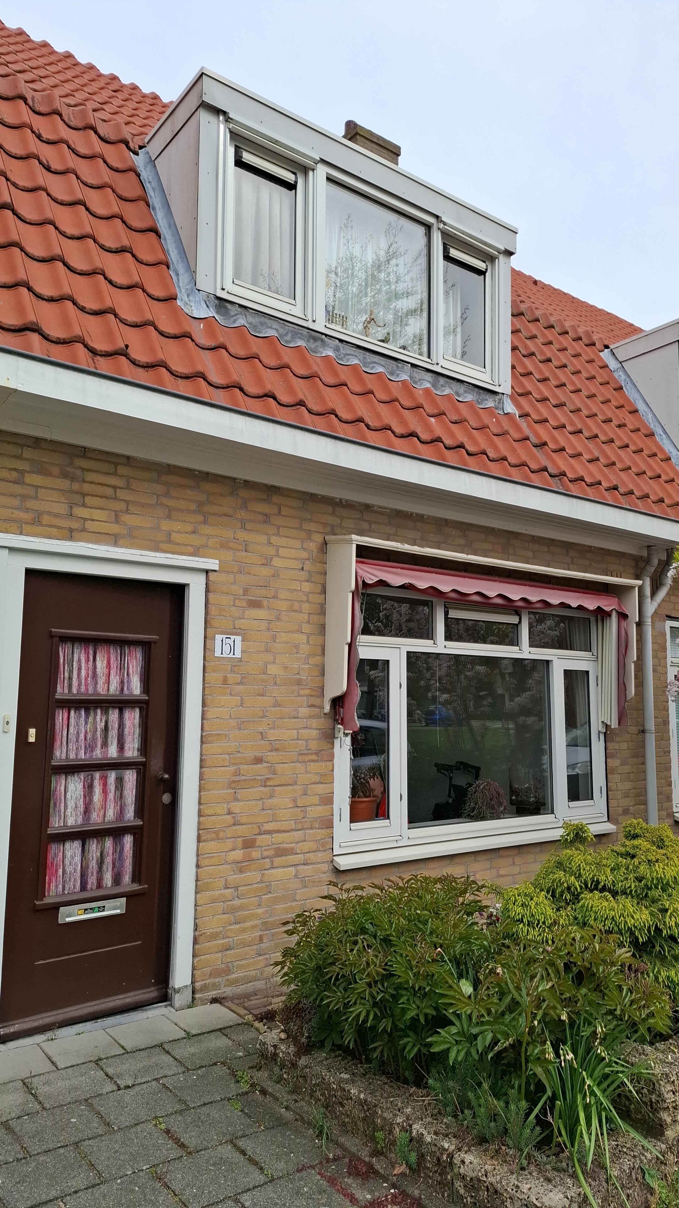Tussenwoning te huur: Koningin Emmalaan 151, Wippolder-Zuid Delft