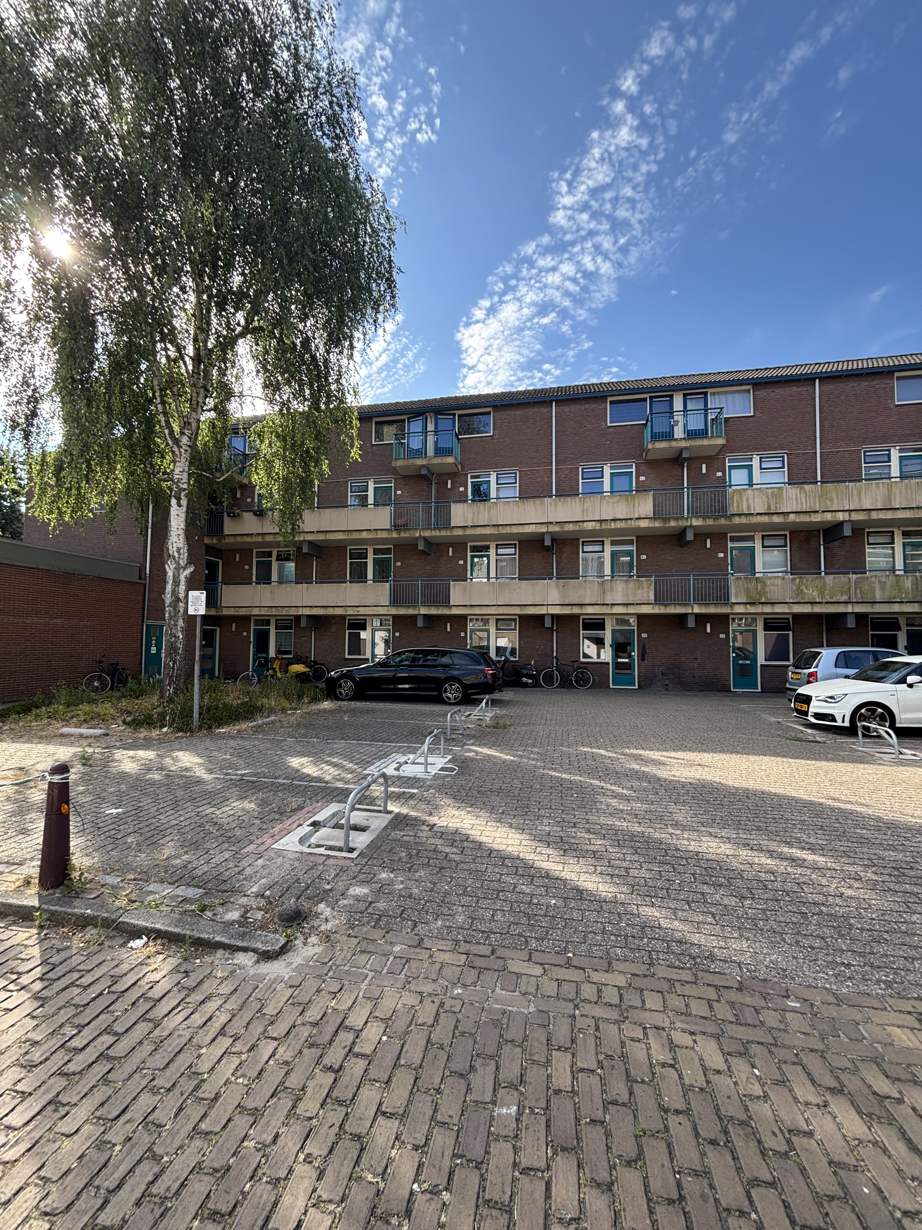 Studio for rent: Buziaulaan 56, Artiestenbuurt Rijswijk Zh