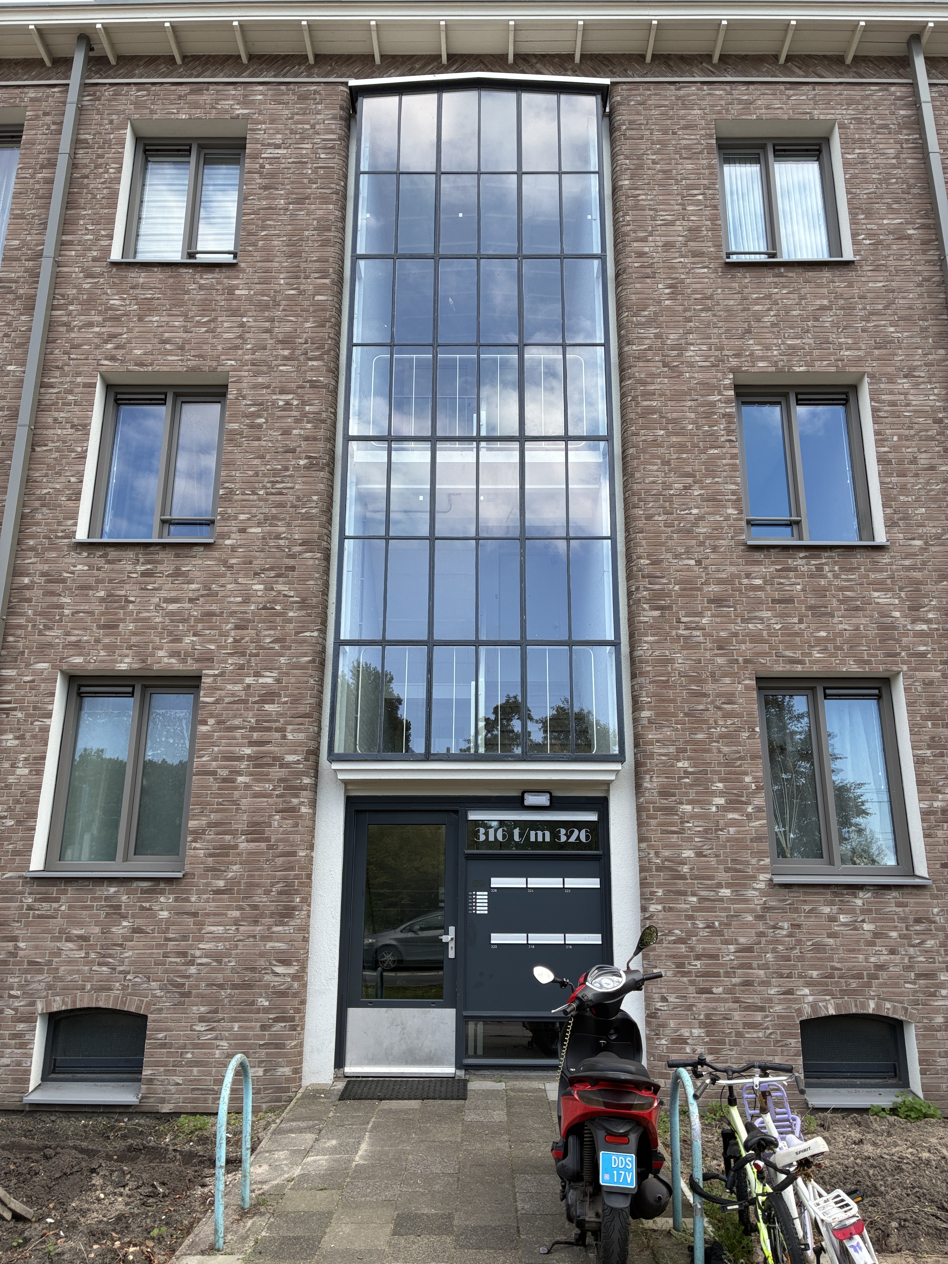 Appartement te huur: Melis Stokelaan 324, Moerwijk-West 'S-Gravenhage