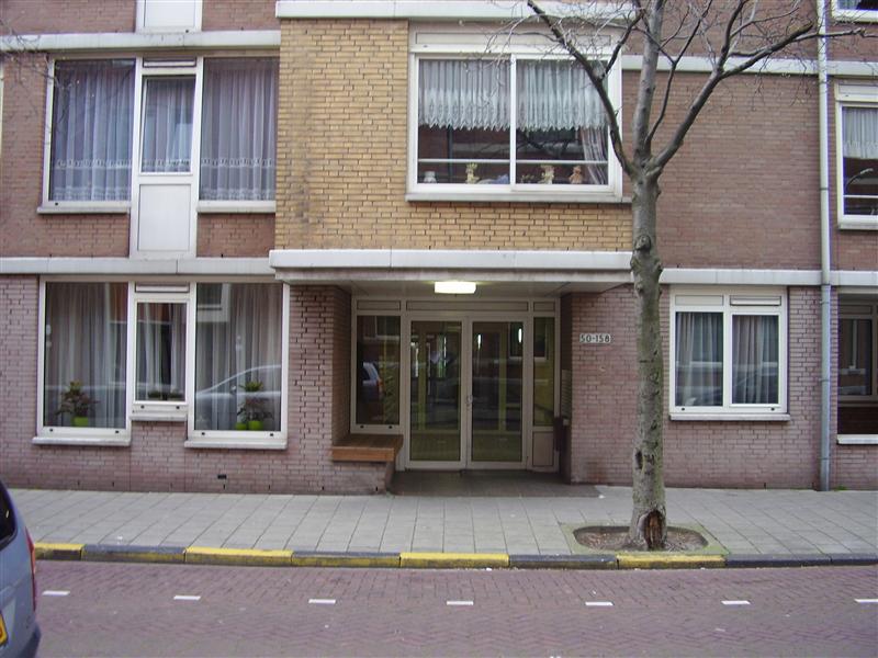 Apartment for rent: Nieuwe Havendwarsstraat 132, Uilebomen 'S-Gravenhage