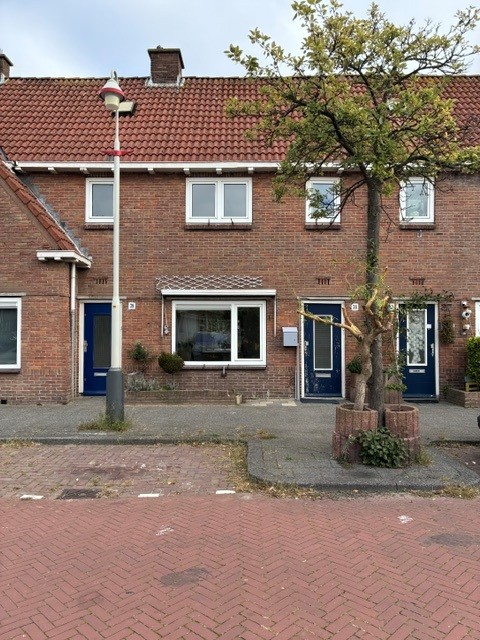Tussenwoning te huur: Alberdingk Thijmplein 38, Spoorwijk 'S-Gravenhage