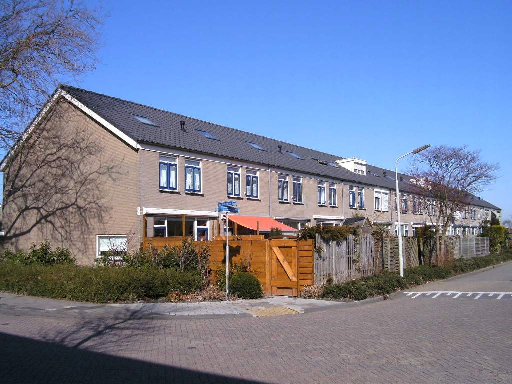 Terraced house for rent: Dr Weitjenslaan 17, Poeldijk Noord Poeldijk